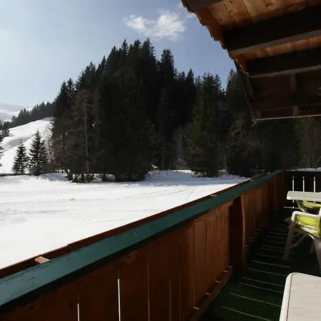 Haus Derra Bed and breakfast 3*