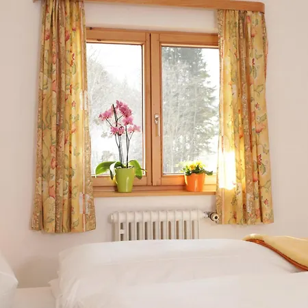 Bed and breakfast Haus Derra 3*