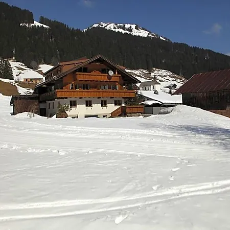 Haus Derra 3*
