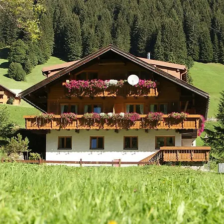 Bed & Breakfast Haus Derra