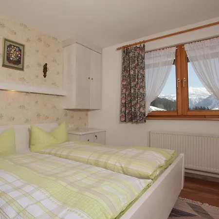 Haus Derra Bed & Breakfast