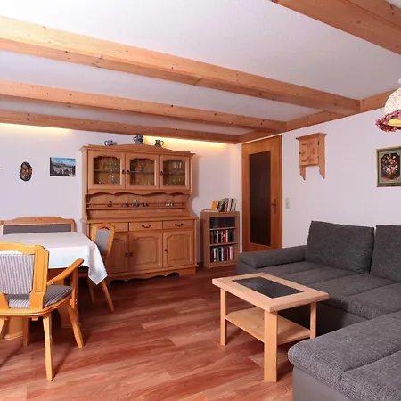 Bed & Breakfast Haus Derra 3*