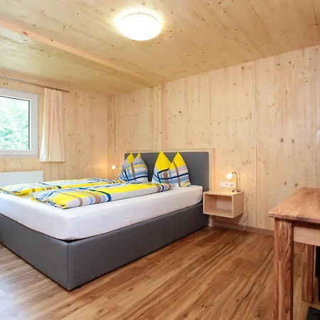 Haus Derra Bed & Breakfast Mittelberg